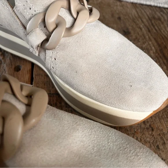 Dolce Vita Jhenee Suede Platform Slip-On Loafers, Beige Size 9 - Picture 5 of 9